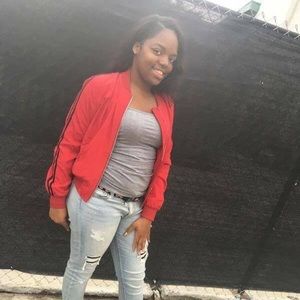 Meet your Posher, Nyla